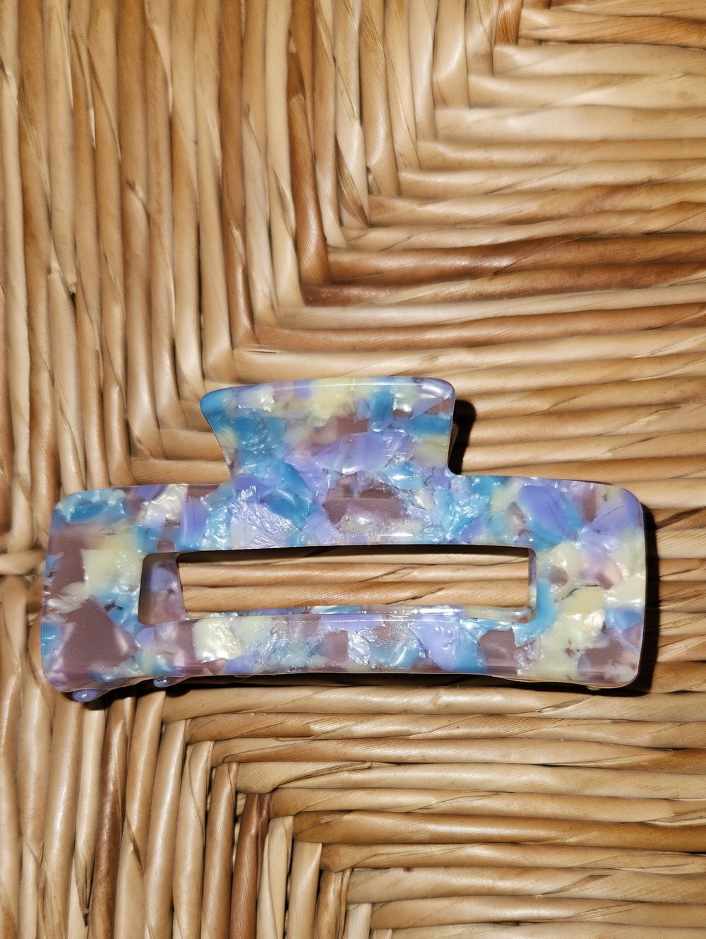 NWOT Acetate Hair Clip 4 inches